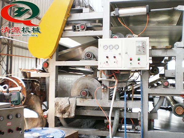 帶式壓濾機使用現場